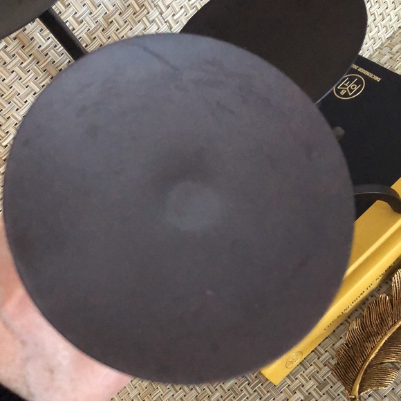 Set Of Three Vintage Graduated Sizes Twisted Metal Pillar Candle Holders - Picture 5 of 15